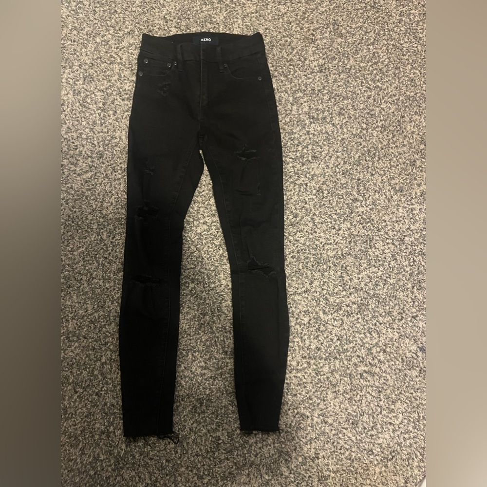 Aeropostale Black skinny jeans with rips